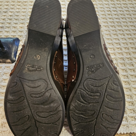 Dansko Leather Wedge Clogs Brown Studded 39 - Picture 10 of 11